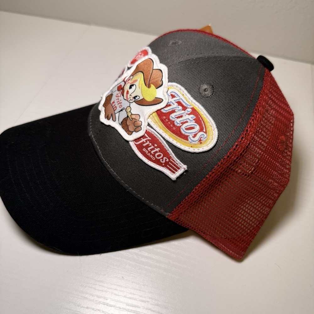Fritos Multi Logo Hat Frito Kid Trucker Hat Men's Adjustable Red Mesh Cap NWT - Picture 2 of 5